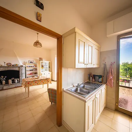 Cozy With Balcony, Ping Pong & Billiard Table ベッド・アンド・ブレックファスト