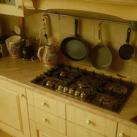 Cozy With Balcony, Ping Pong & Billiard Table ベッド・アンド・ブレックファスト